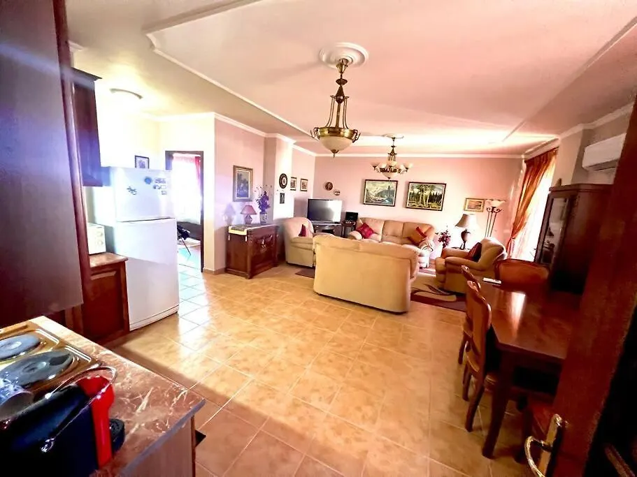 شقة Central Tirana Flat Near Bazaar ألبانيا